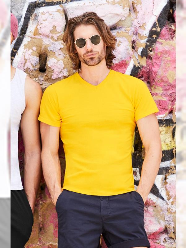 Fruit Of The Loom Valueweight Open End 165 Regular Fit V Neck Tee Adult