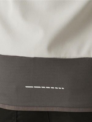 Regatta Professional Evolve 260 2 Layer Softshell Bodywarmer Adult - Image 17